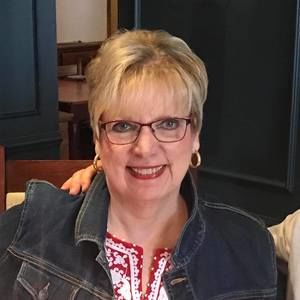 Meet your Posher, Nancy